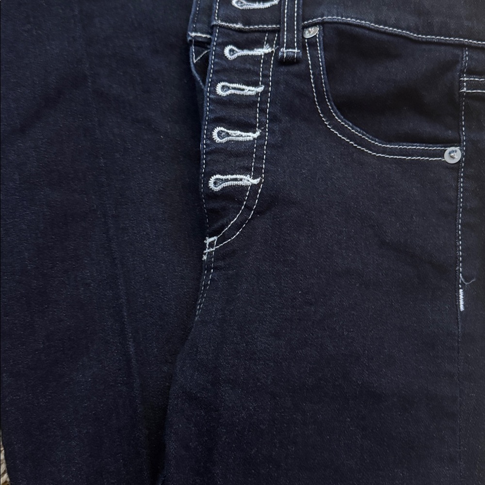 Veronica Beard Beverly Flare Jeans - Picture 8 of 9